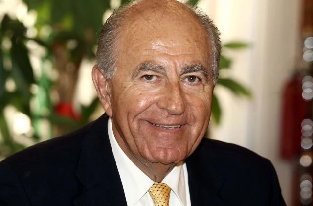 Καταπέλτης! Νέα ηχηρή παρέμβαση του Κρις Σπύρου: Ετσι θα «πέσει» η Συμφωνία των Πρεσπών – Διέλυσε την προπαγάνδα Σκοπιανών και ΣΥΡΙΖΑΝΕΛ